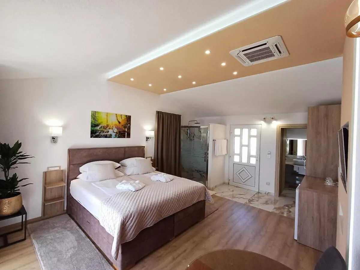 Apartments Jaksic Trogir 0*,