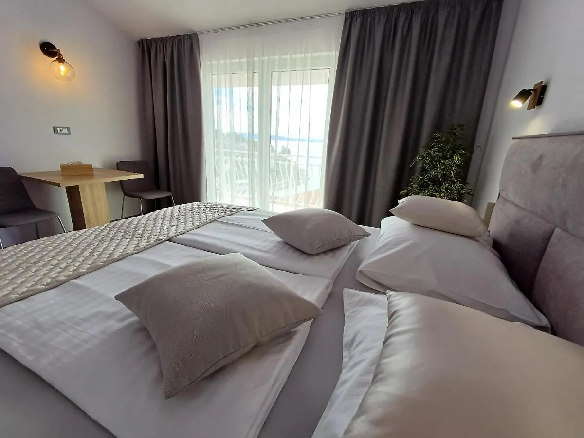 Apartments Jaksic Trogir