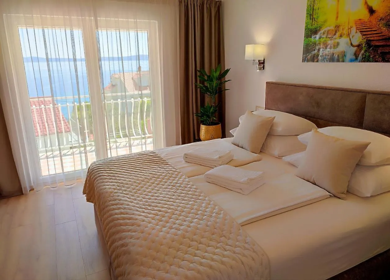 Apartments Jaksic Trogir