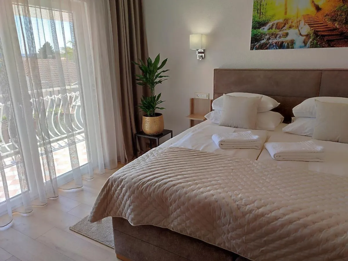 Apartments Jaksic Trogir