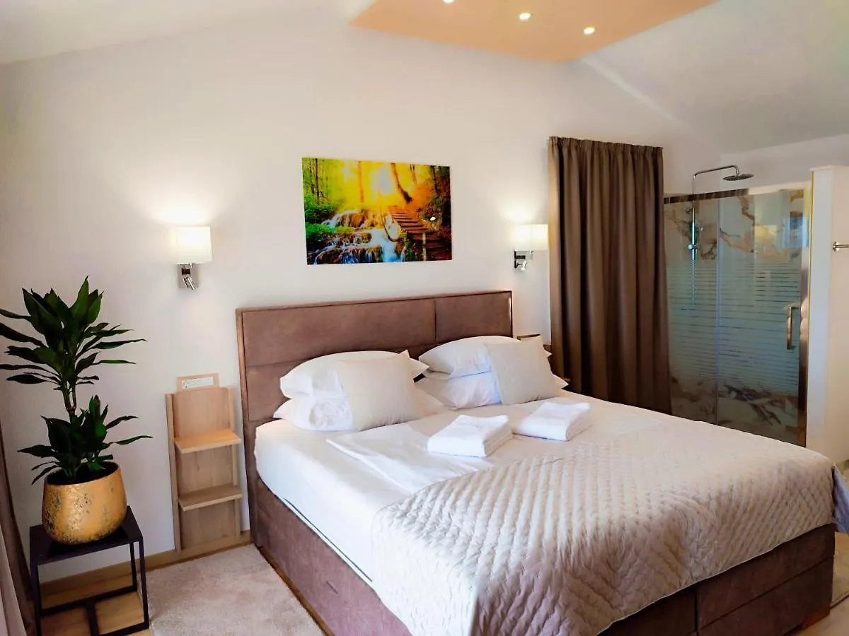 Apartments Jaksic Trogir