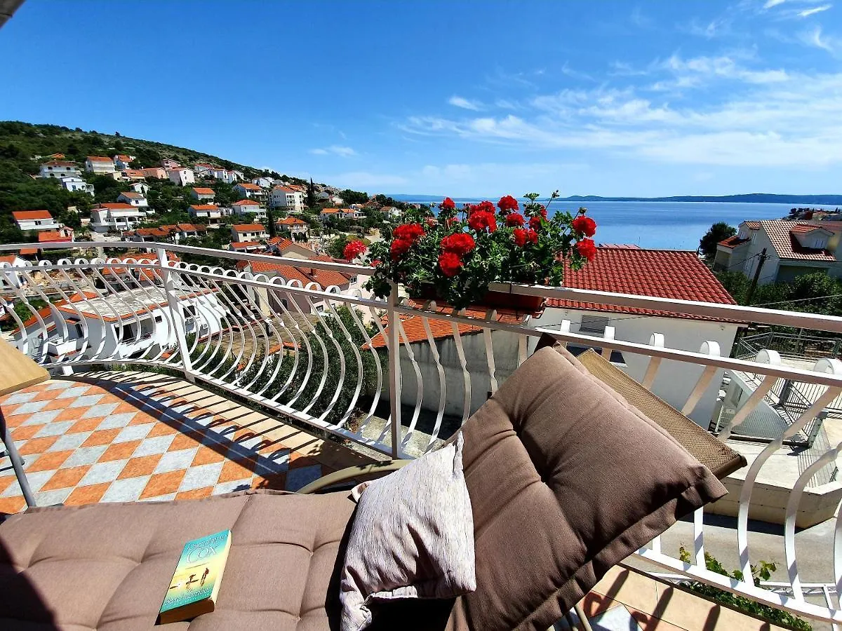 Apartments Jaksic Trogir